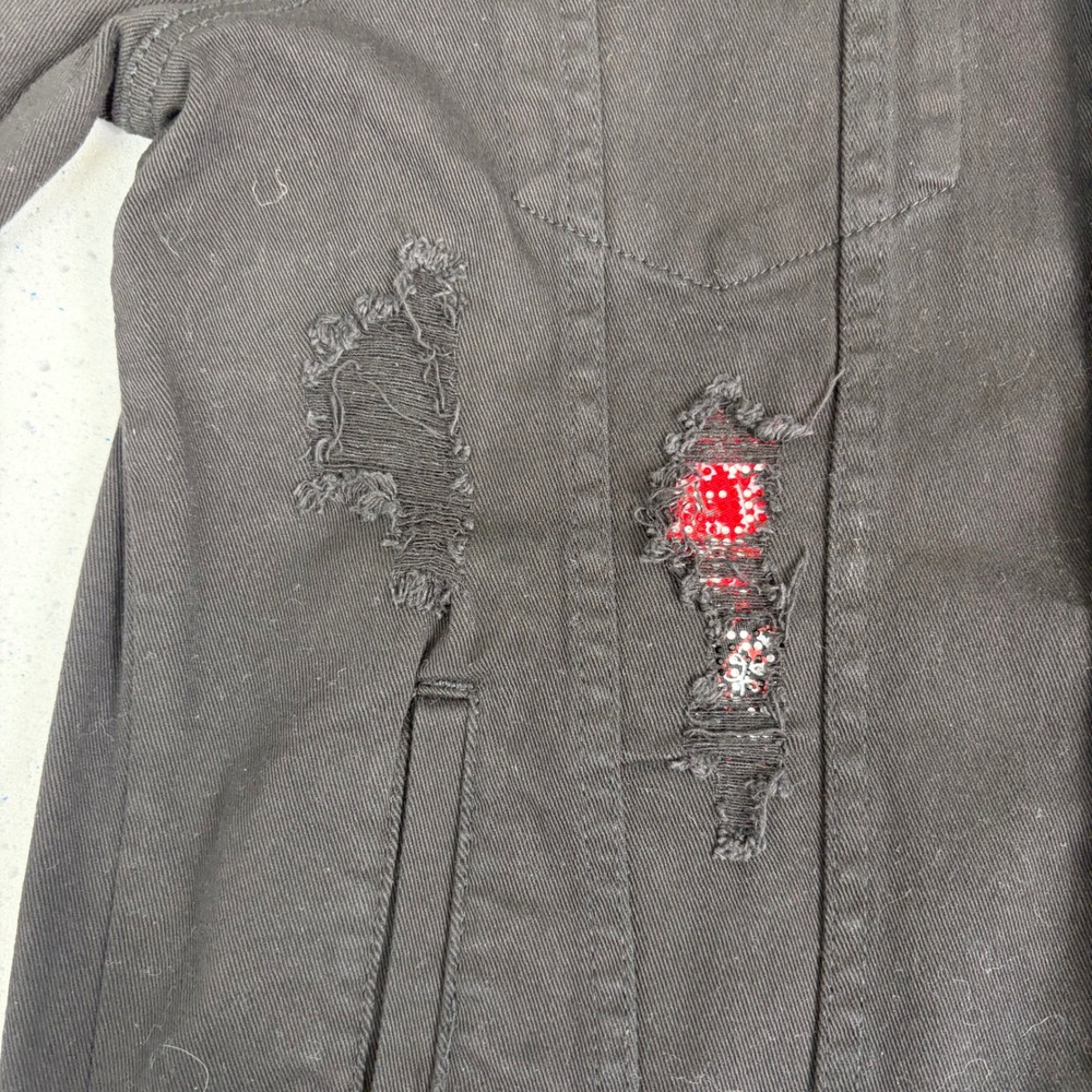 Distressed Black Denim Trucker Jacket "Guerre Et Paix" Red Underlay Grunge L - Picture 8 of 13